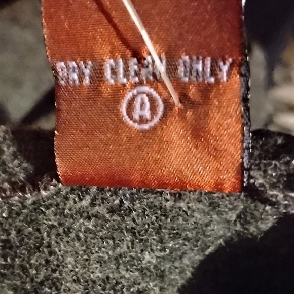 NWT Vintage Madison Ridge Wool Blend Cape | Gray Black Velvet Floral Evening - Picture 9 of 9